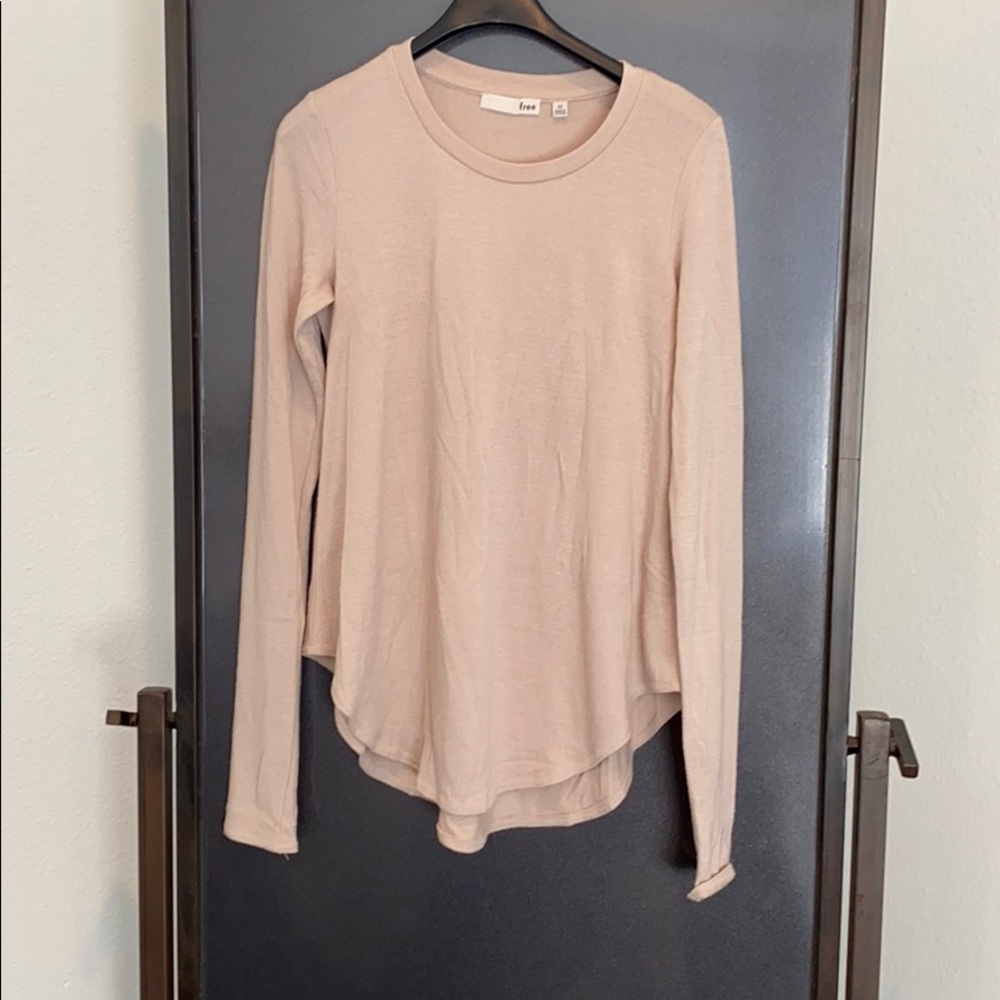Wilfred free Aritzia beige knit top XS